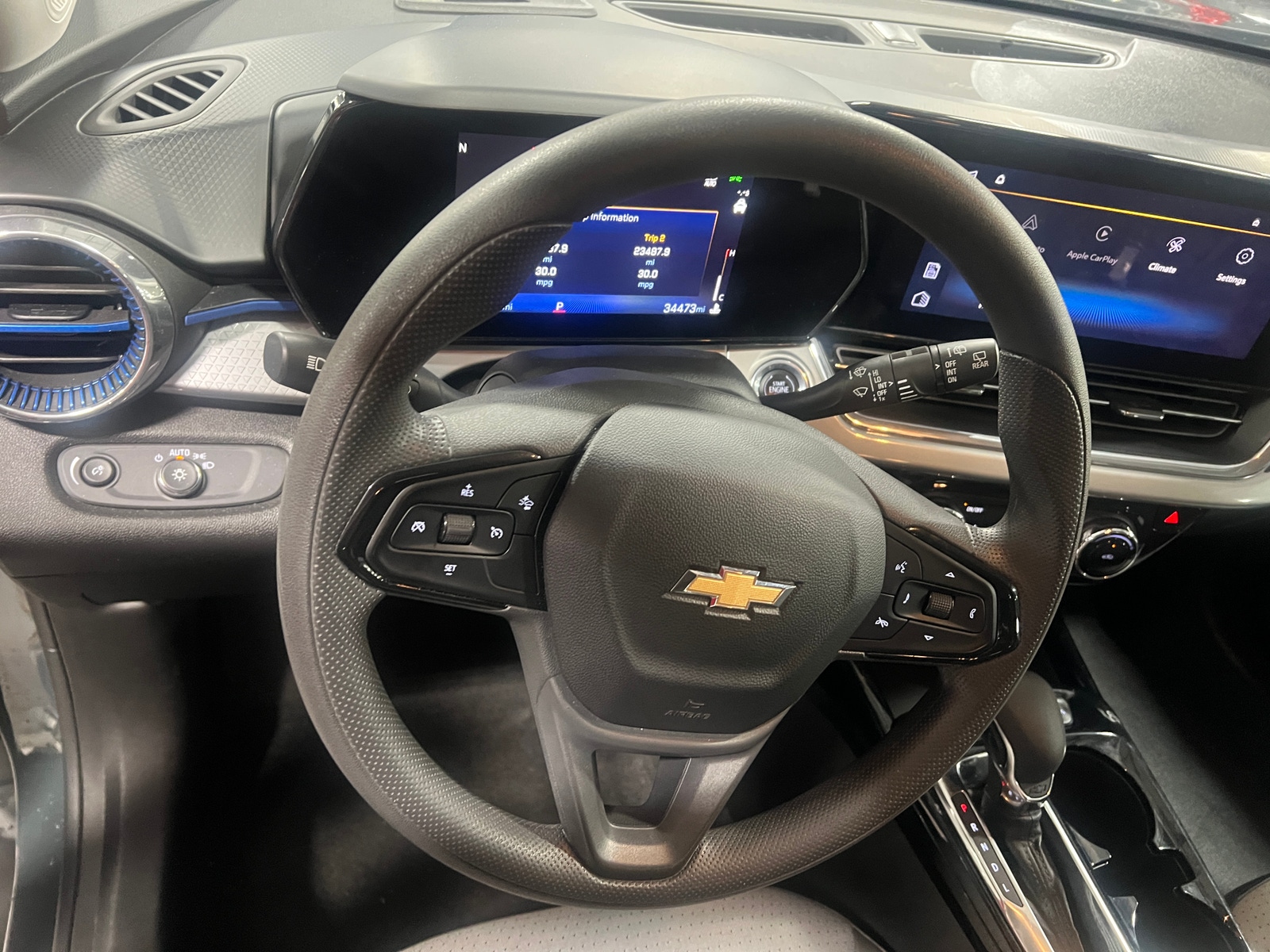 Thumbnail: 2025 Chevrolet Trax - 5