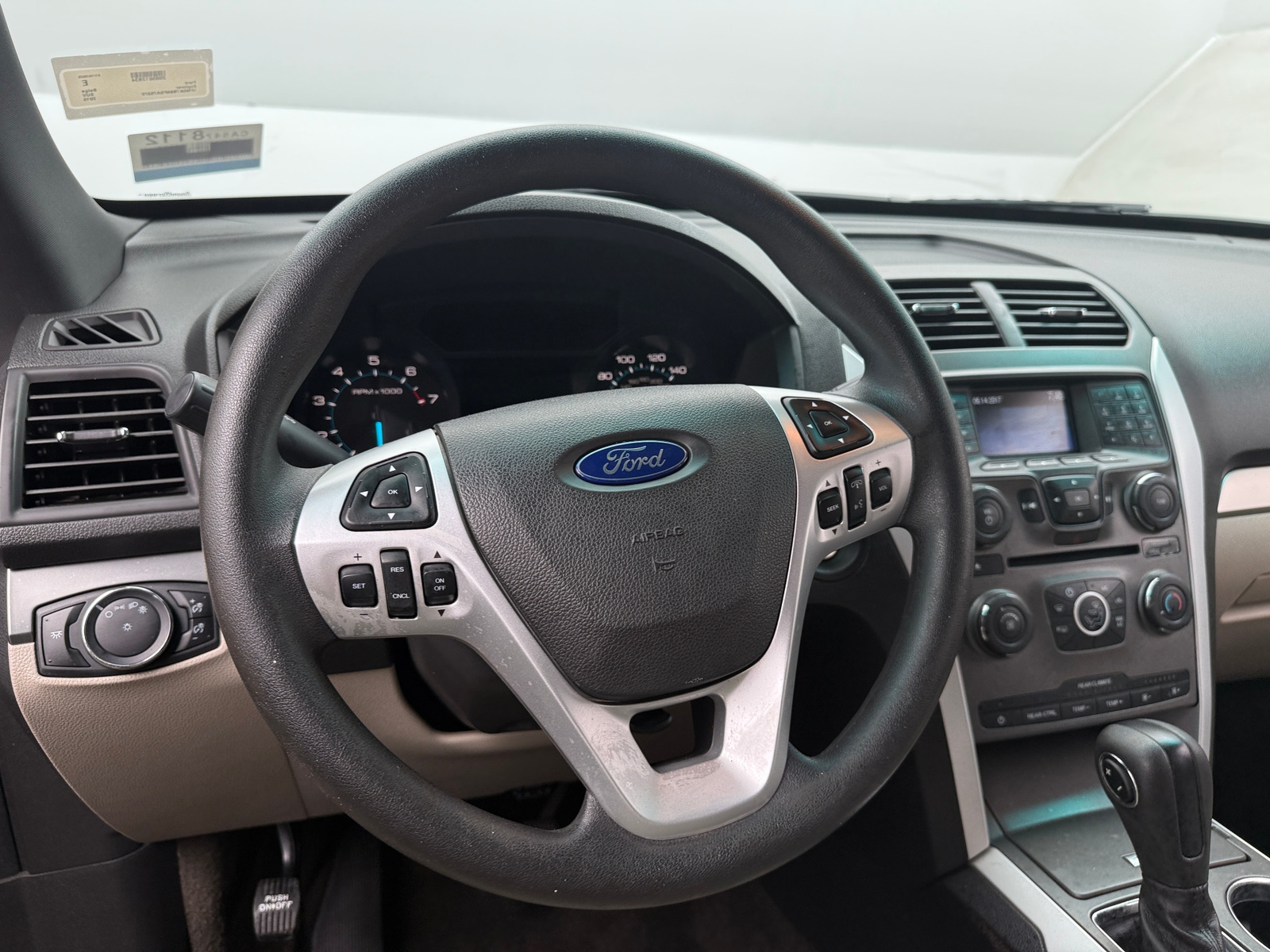 Thumbnail: 2015 Ford Explorer - 5
