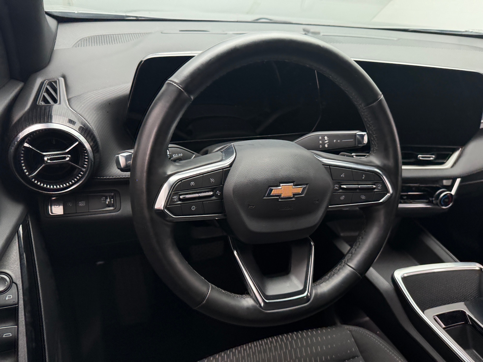 Thumbnail: 2025 Chevrolet Equinox - 5