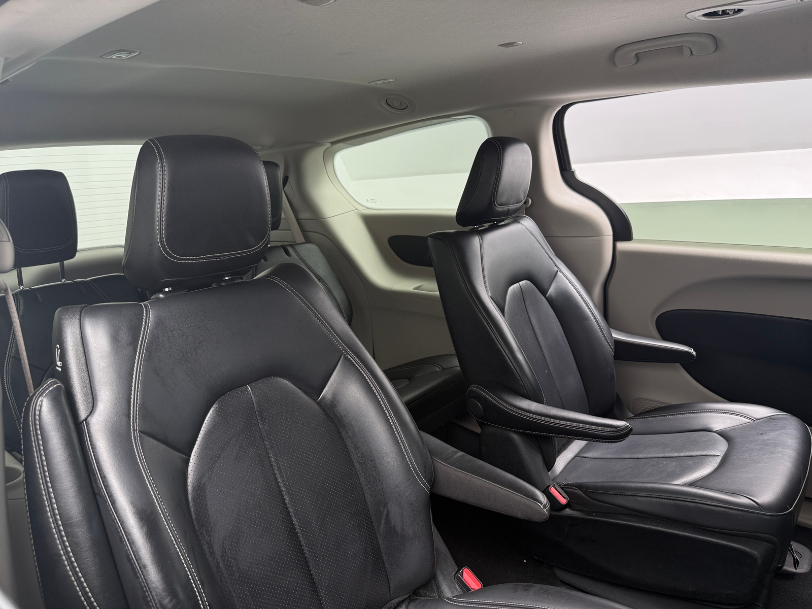 Thumbnail: 2024 Chrysler Pacifica - 5