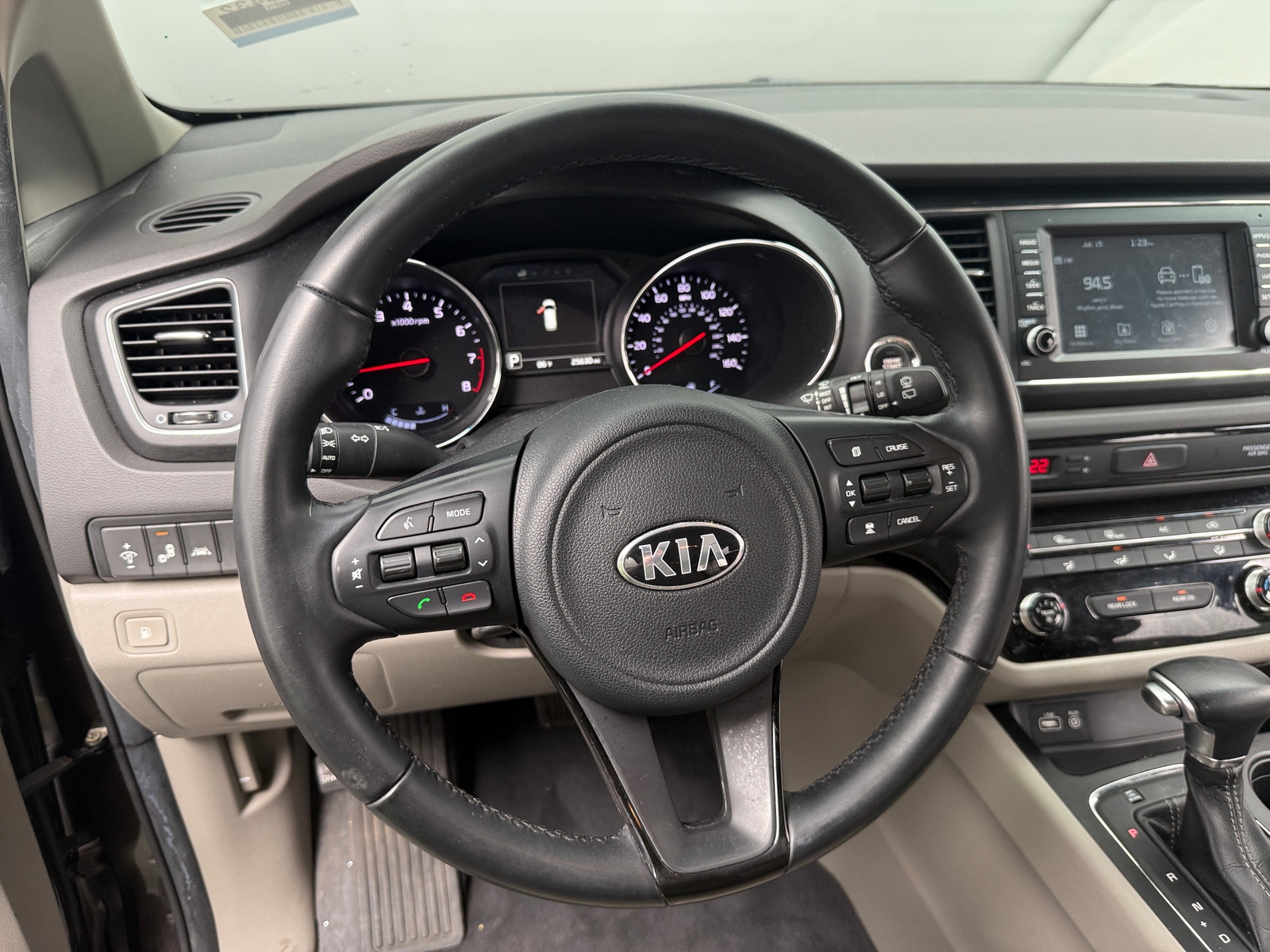 Thumbnail: 2017 Kia Sedona - 5