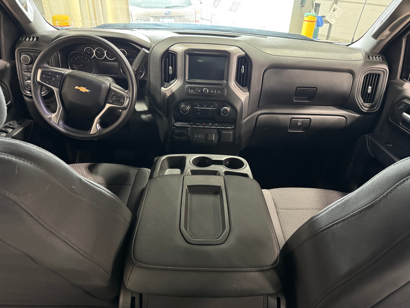 Thumbnail: 2021 Chevrolet Silverado 1500 - 3