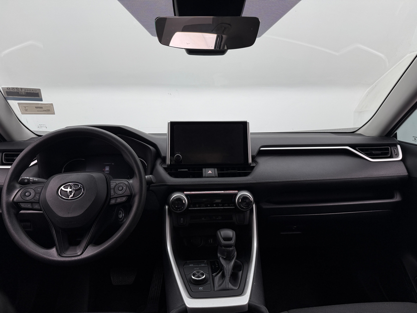Thumbnail: 2025 Toyota RAV4 - 3