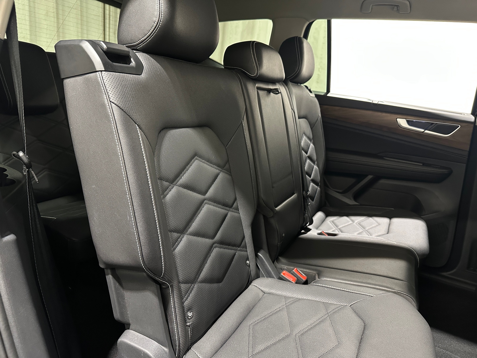 Thumbnail: 2026 Volkswagen Atlas - 5