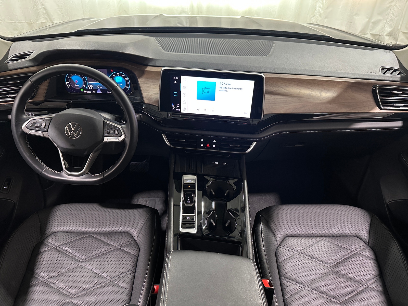 Thumbnail: 2026 Volkswagen Atlas - 2