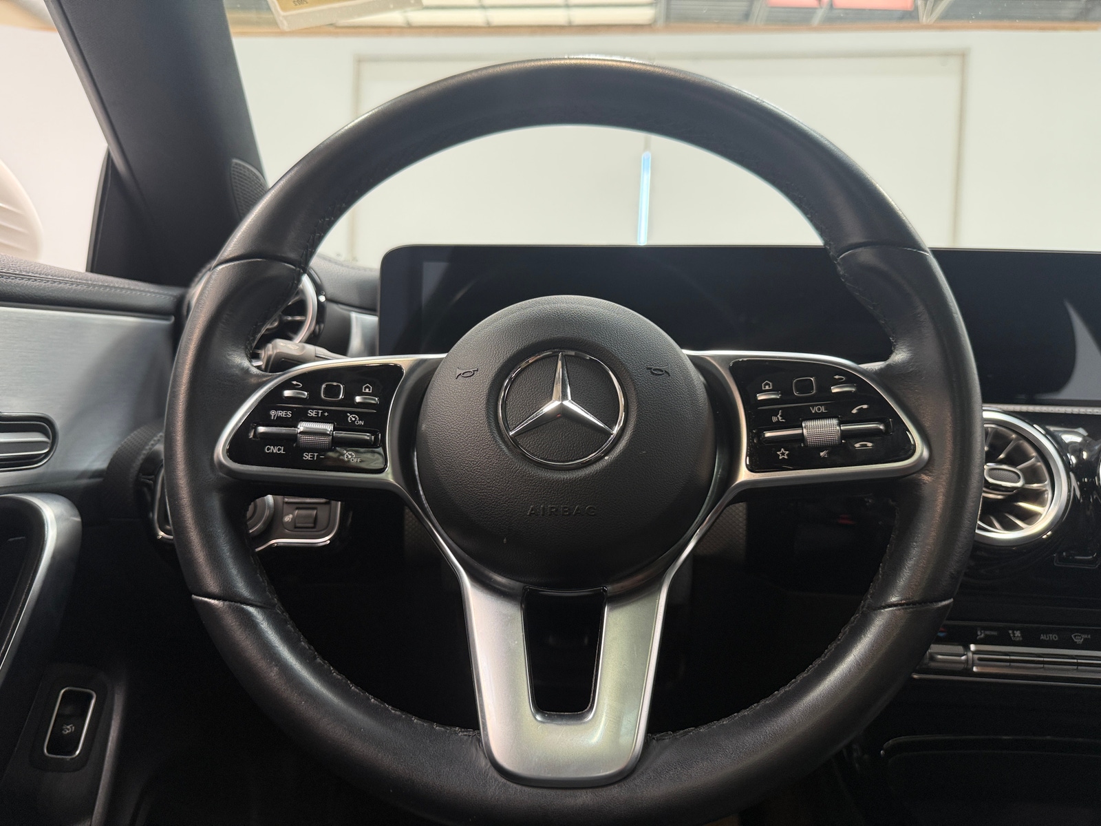 Thumbnail: 2022 Mercedes-Benz CLA - 4