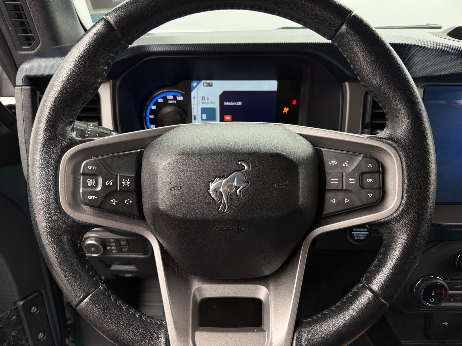 Thumbnail: 2022 Ford Bronco - 5