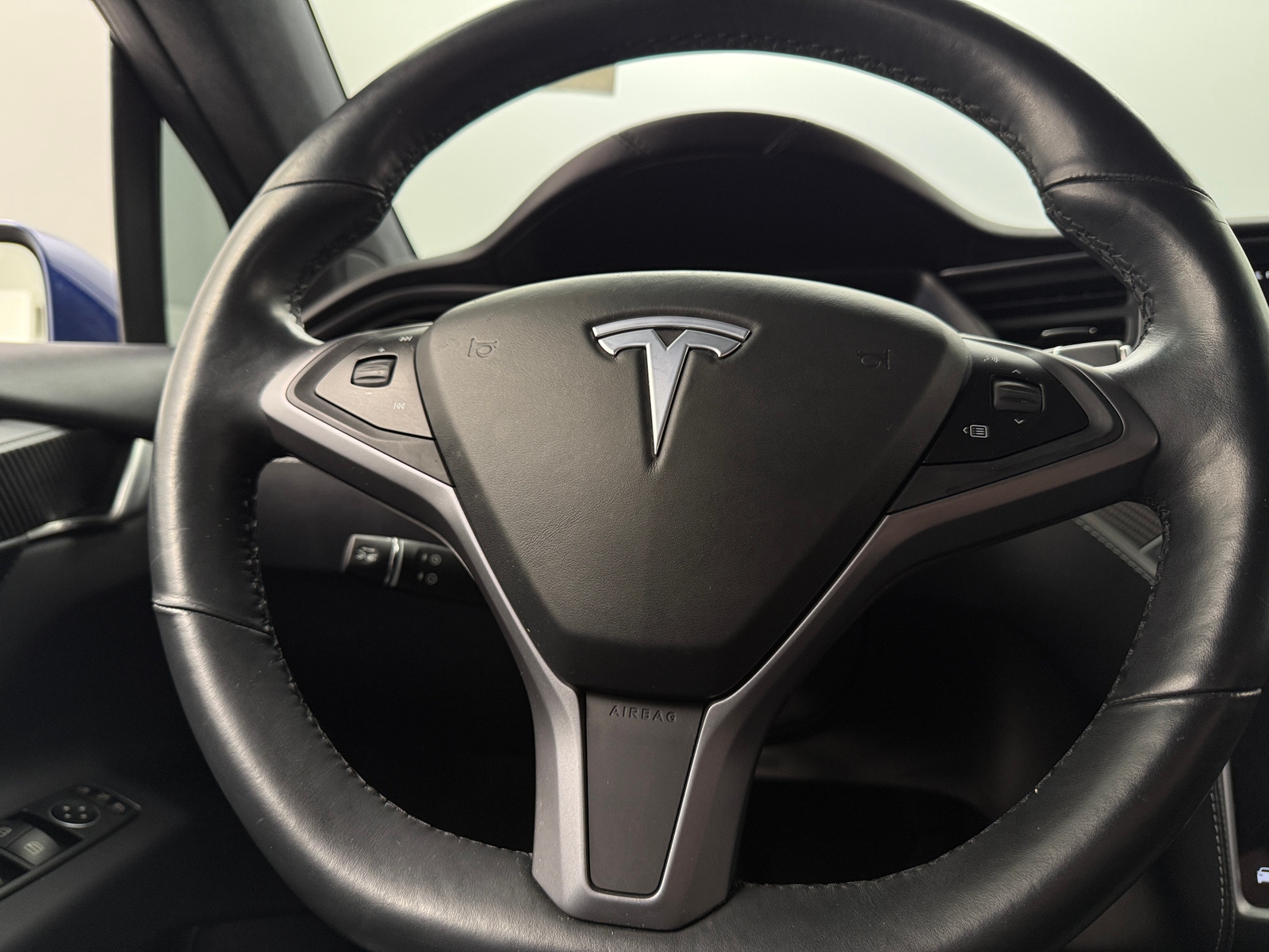 Thumbnail: 2020 Tesla Model X - 5