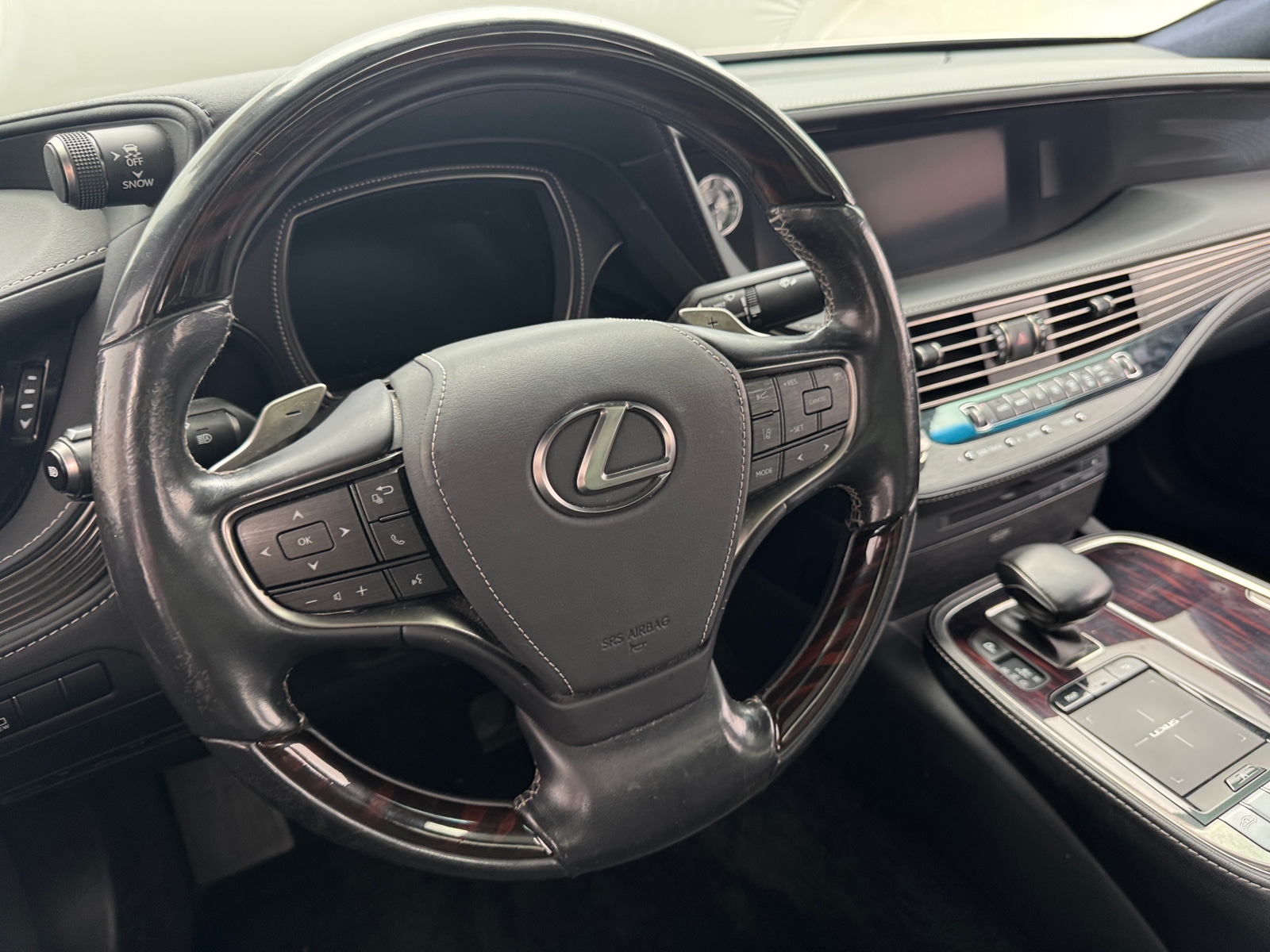 Thumbnail: 2018 Lexus LS - 5