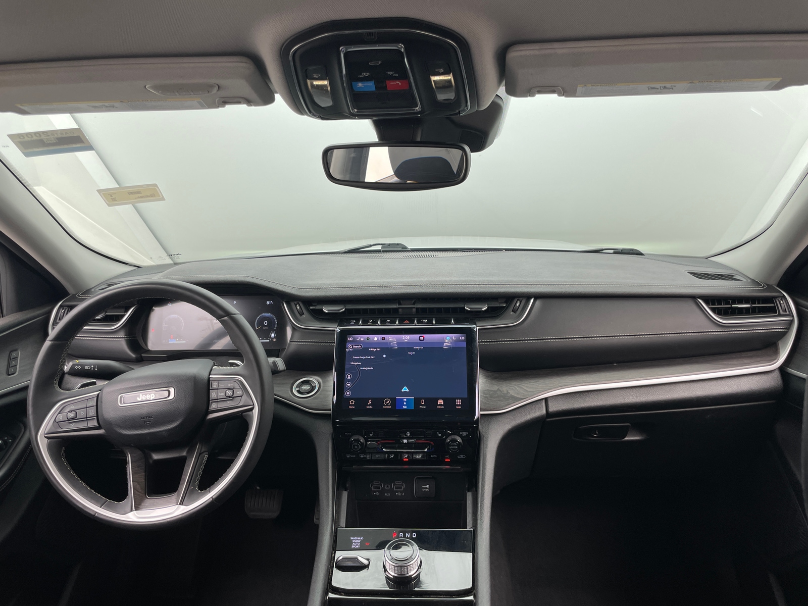 Thumbnail: 2023 Jeep Grand Cherokee L - 2