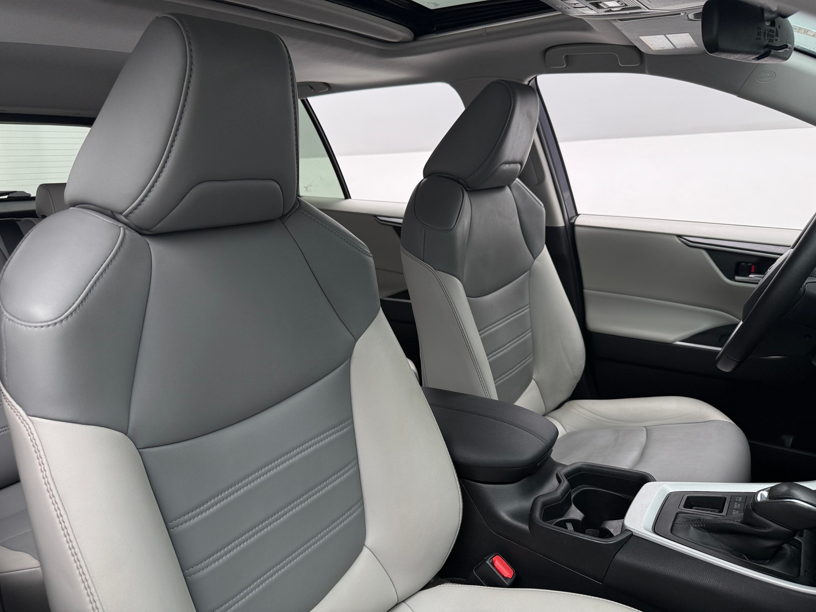 Thumbnail: 2021 Toyota RAV4 - 2