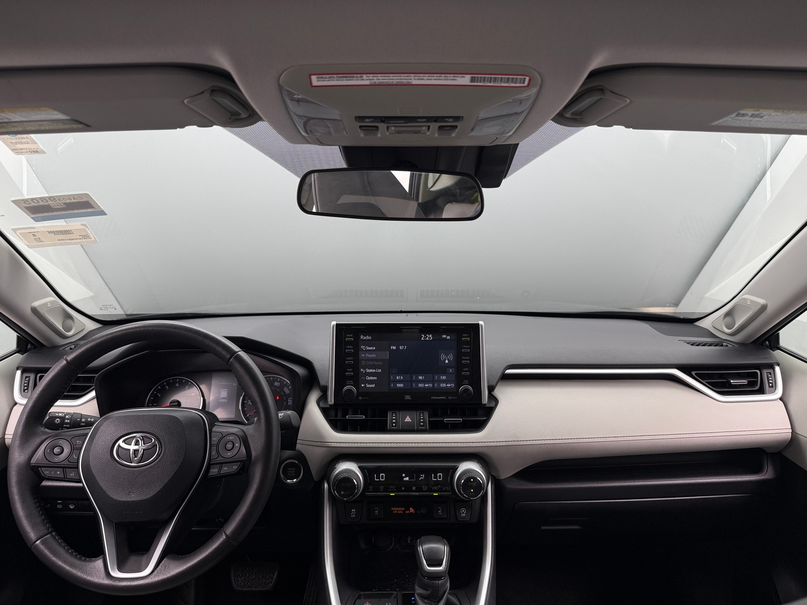 Thumbnail: 2021 Toyota RAV4 - 3