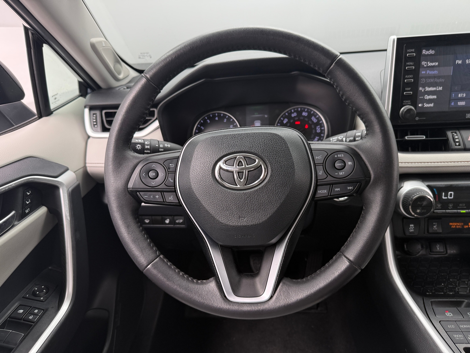 Thumbnail: 2021 Toyota RAV4 - 5