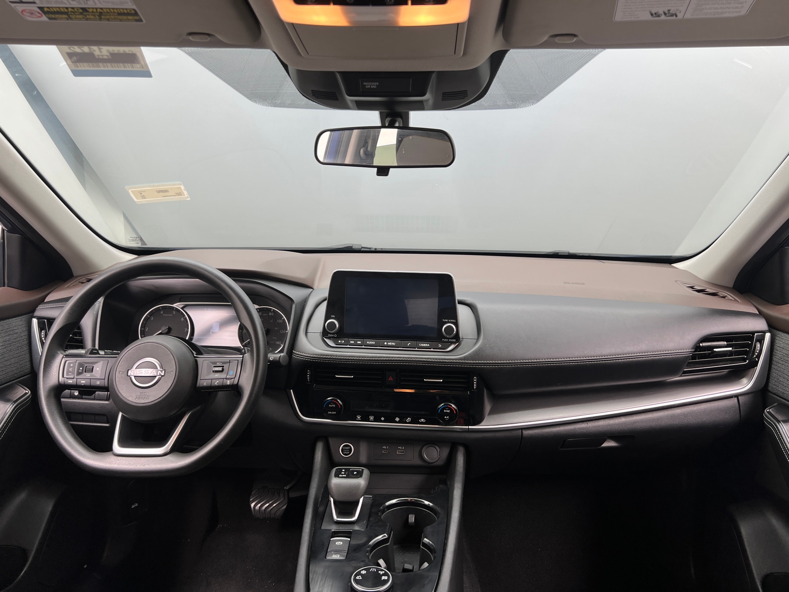 Thumbnail: 2022 Nissan Rogue - 3