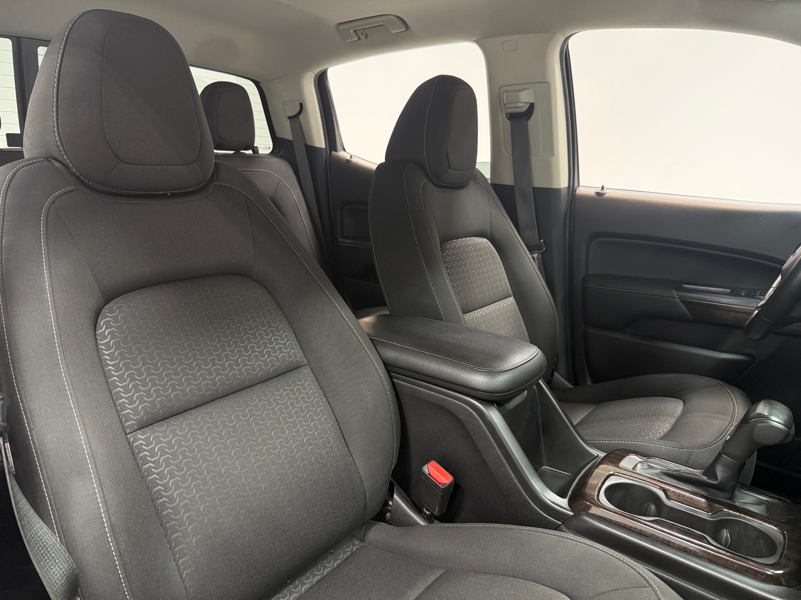 Thumbnail: 2017 GMC Canyon - 2
