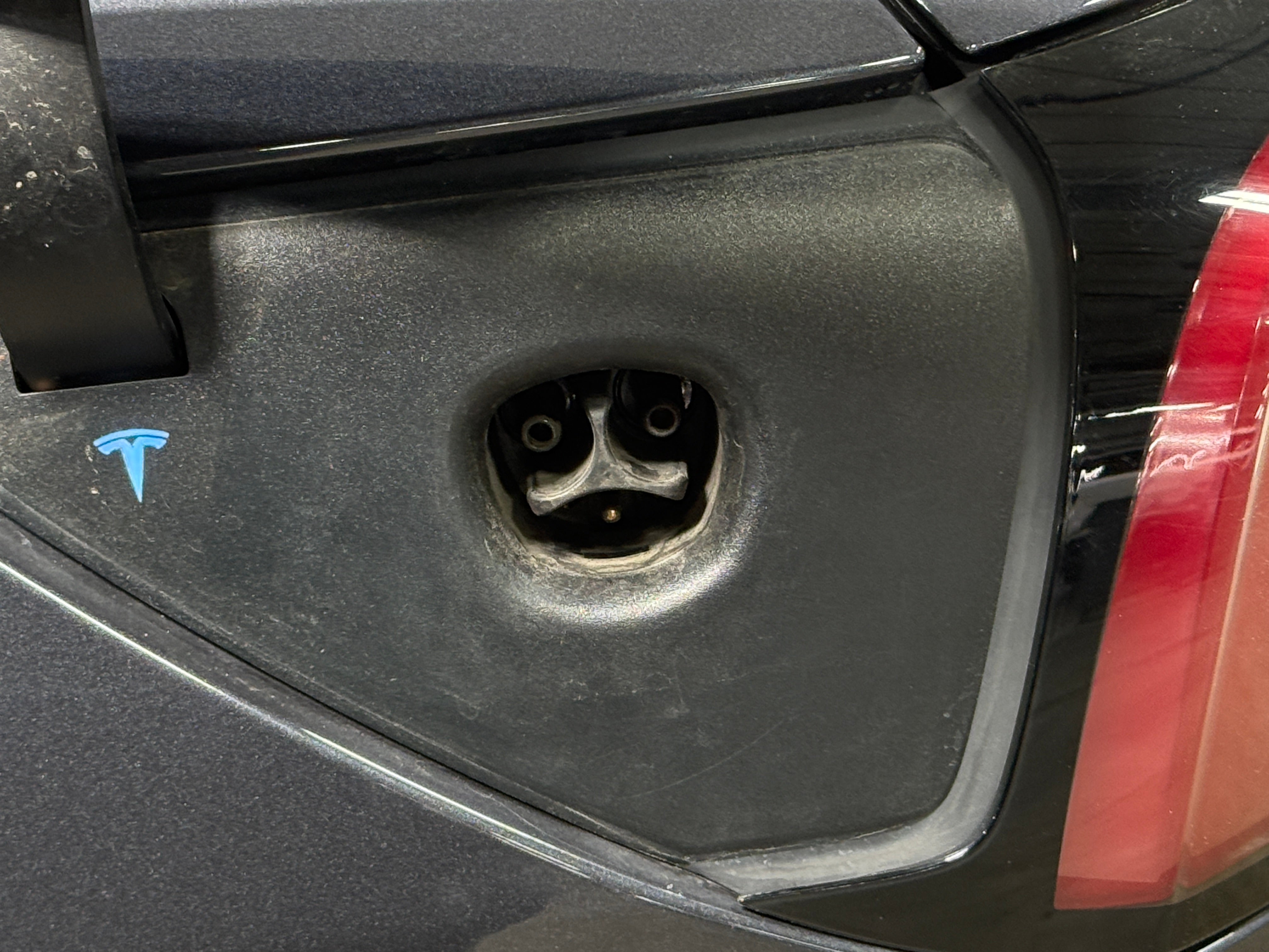 Used 2021 Tesla Model 3 Base with VIN 5YJ3E1EB3MF997114 for sale in Oak Creek, WI