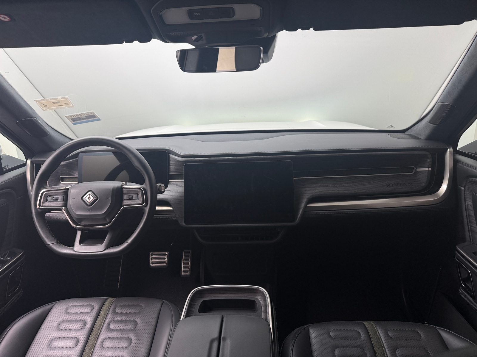 Thumbnail: 2022 Rivian R1T - 2