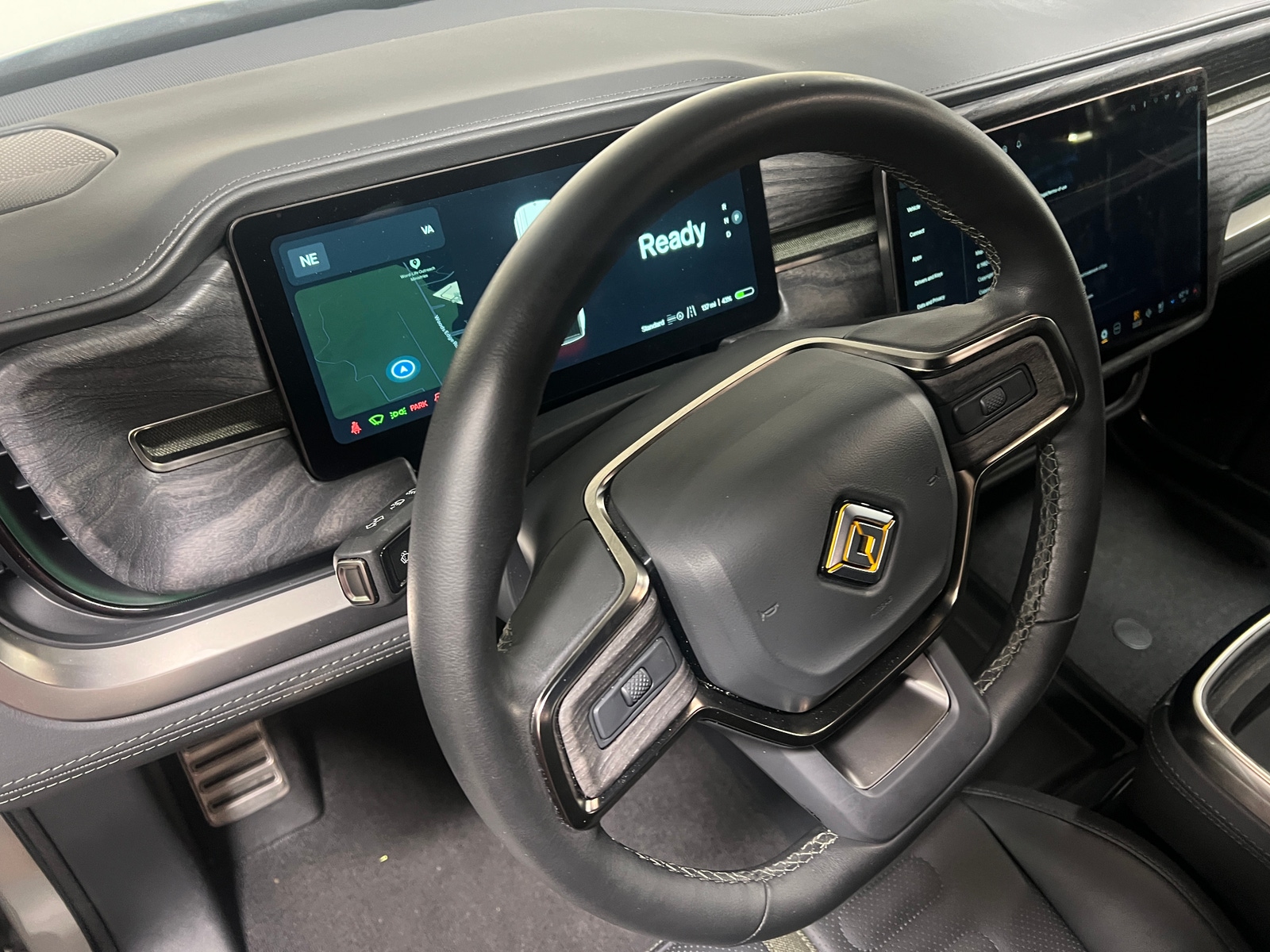 Thumbnail: 2022 Rivian R1T - 4