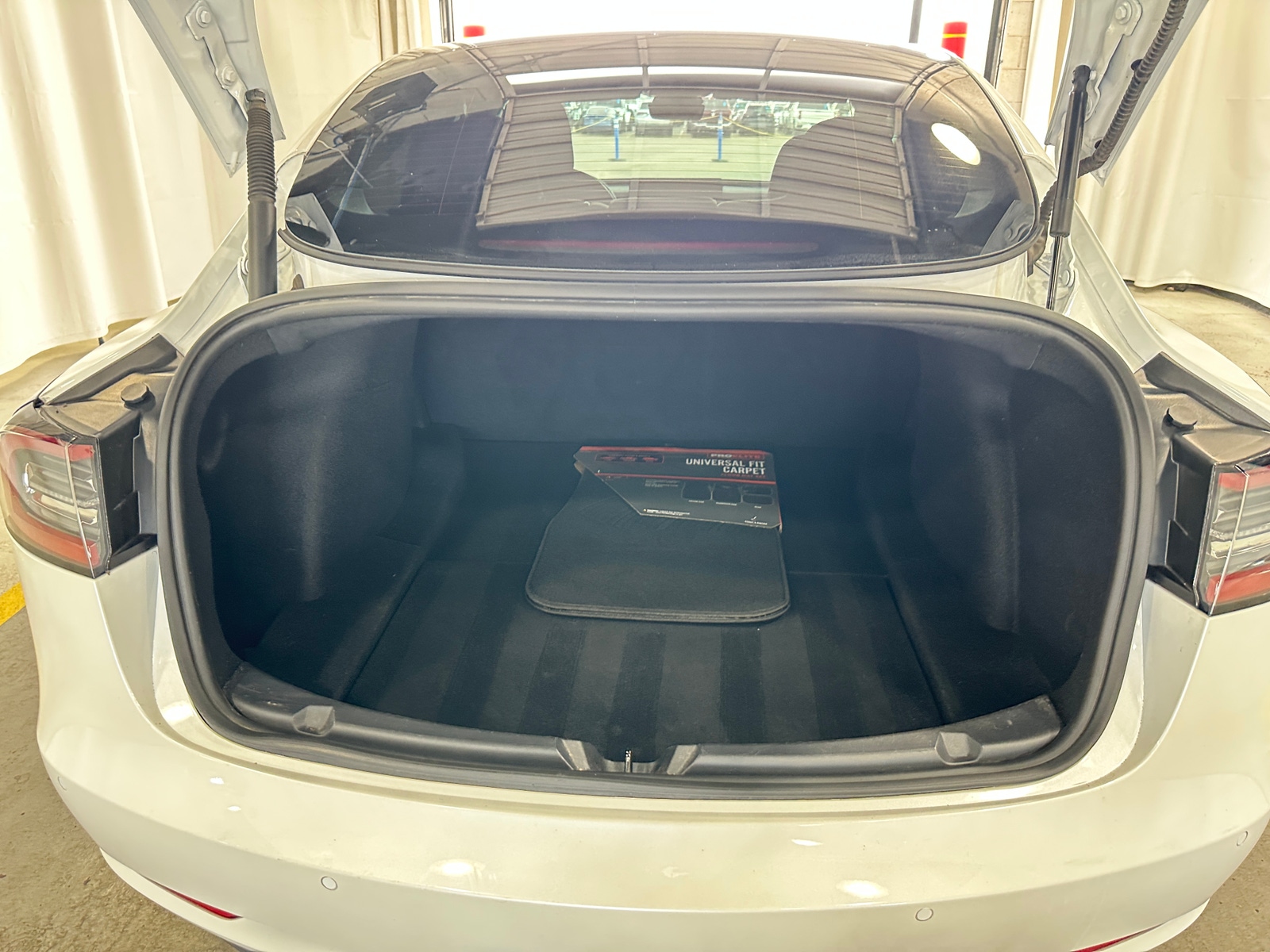 Thumbnail: 2022 Tesla Model 3 - 5