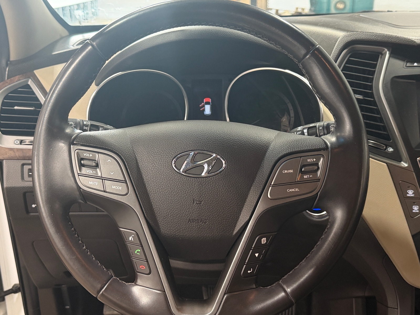 Thumbnail: 2018 Hyundai Santa Fe - 4