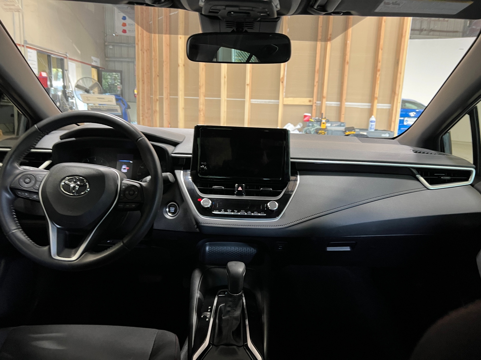 Thumbnail: 2023 Toyota Corolla - 3