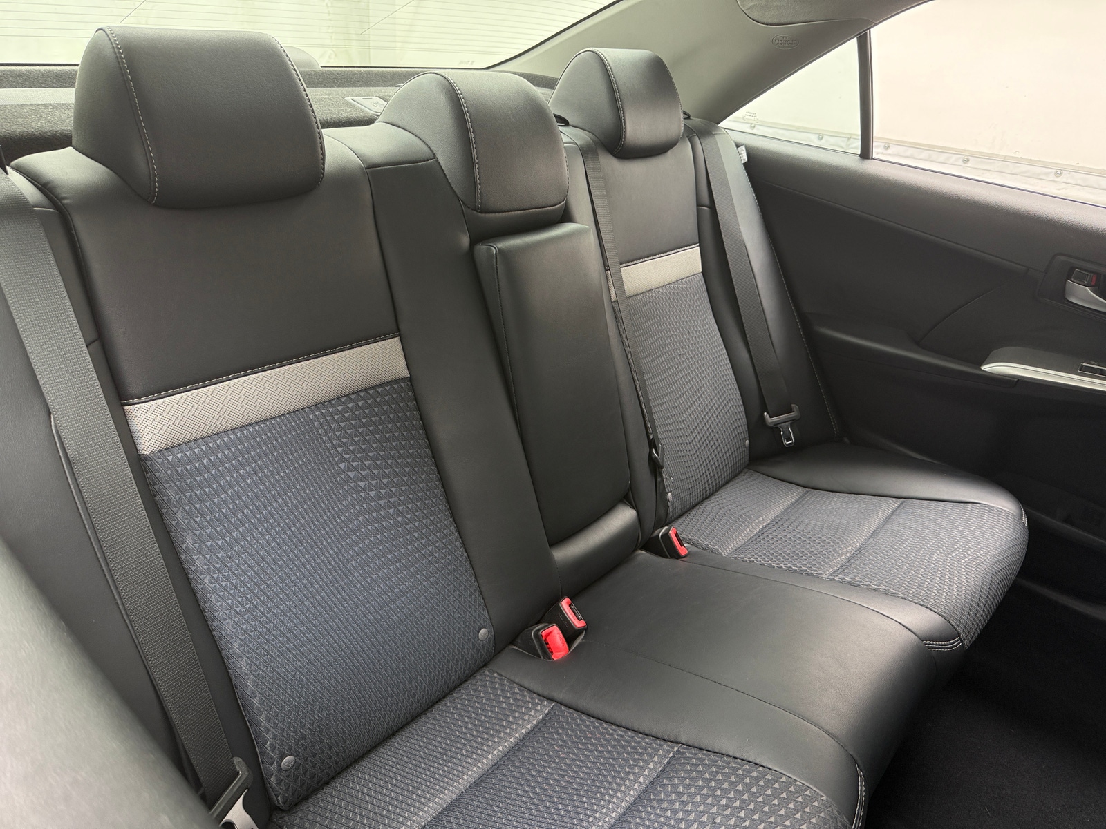 Thumbnail: 2012 Toyota Camry - 6