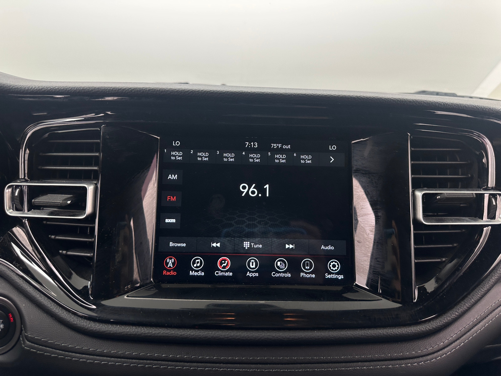 Thumbnail: 2022 Dodge Durango - 4