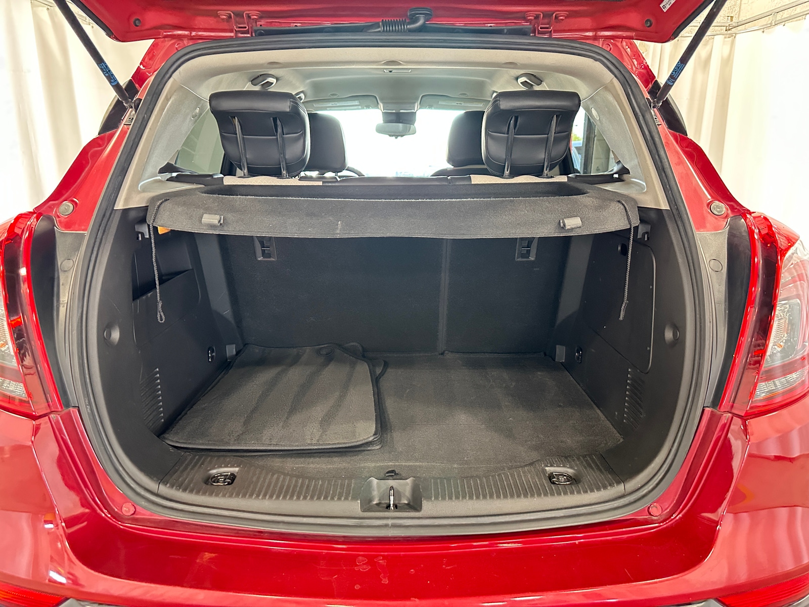 Thumbnail: 2018 Buick Encore - 6