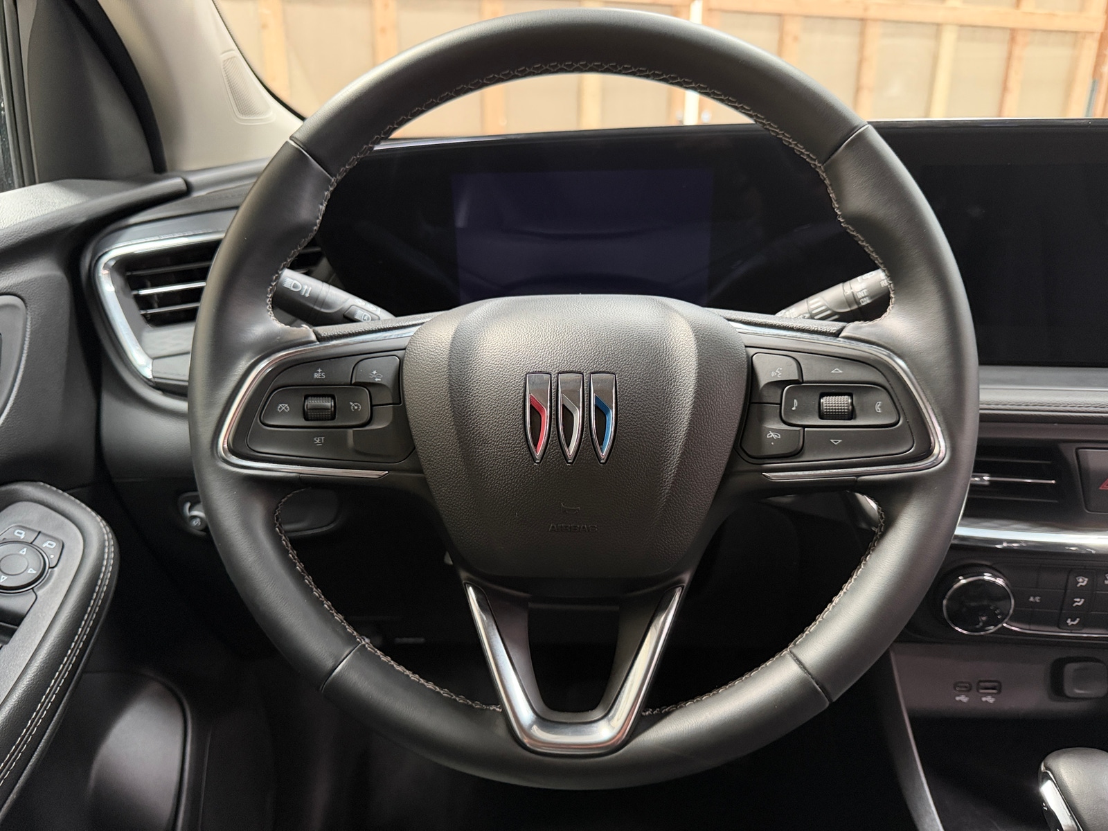 Thumbnail: 2025 Buick Encore GX - 4
