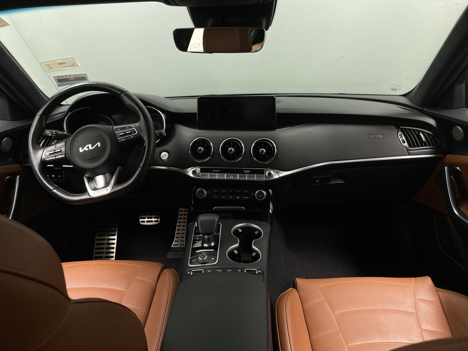 Thumbnail: 2023 Kia Stinger - 2