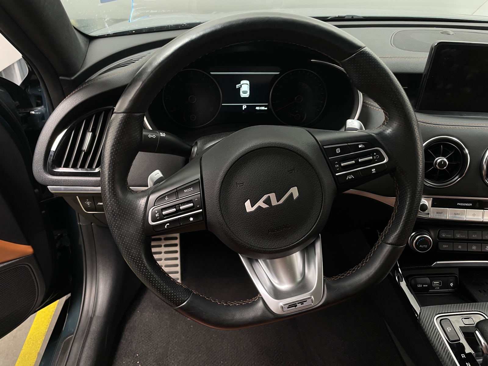 Thumbnail: 2023 Kia Stinger - 4