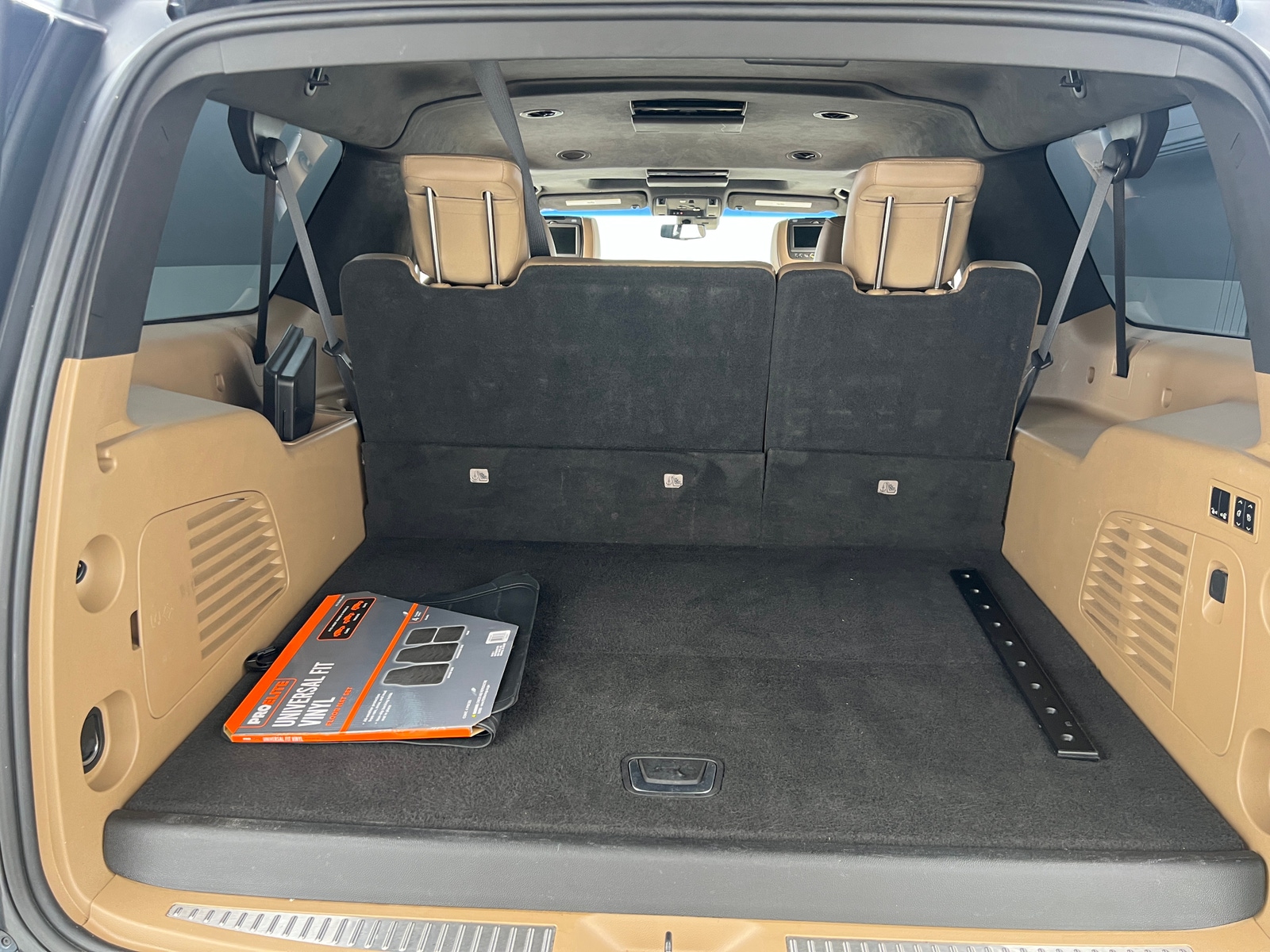 Thumbnail: 2019 Cadillac Escalade - 6