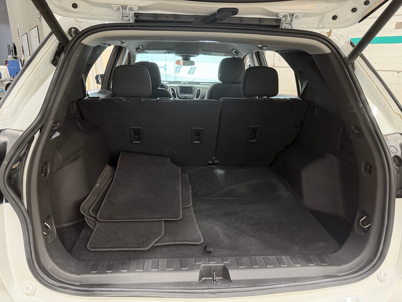 Thumbnail: 2021 Chevrolet Equinox - 7