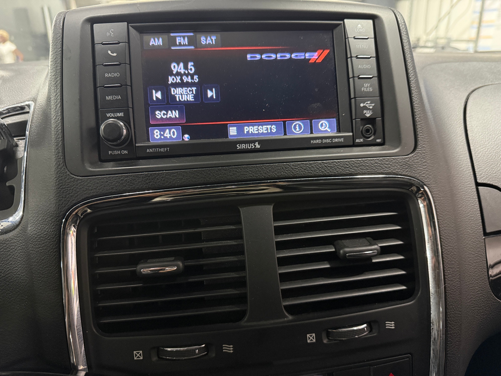 Thumbnail: 2020 Dodge Grand Caravan - 3
