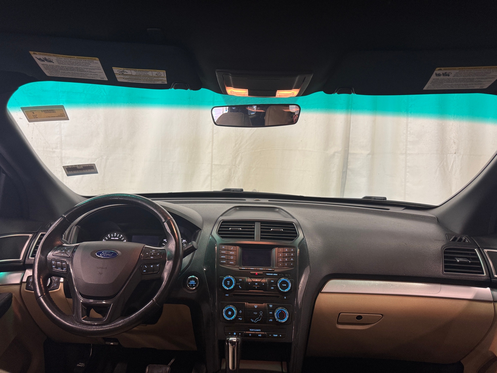 Thumbnail: 2016 Ford Explorer - 3