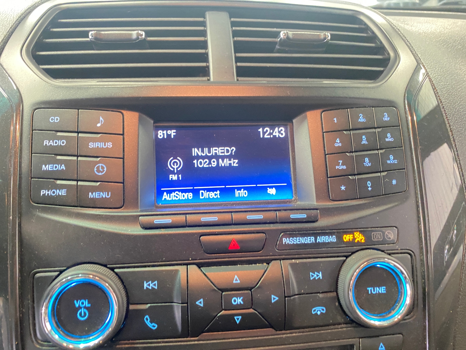 Thumbnail: 2016 Ford Explorer - 4