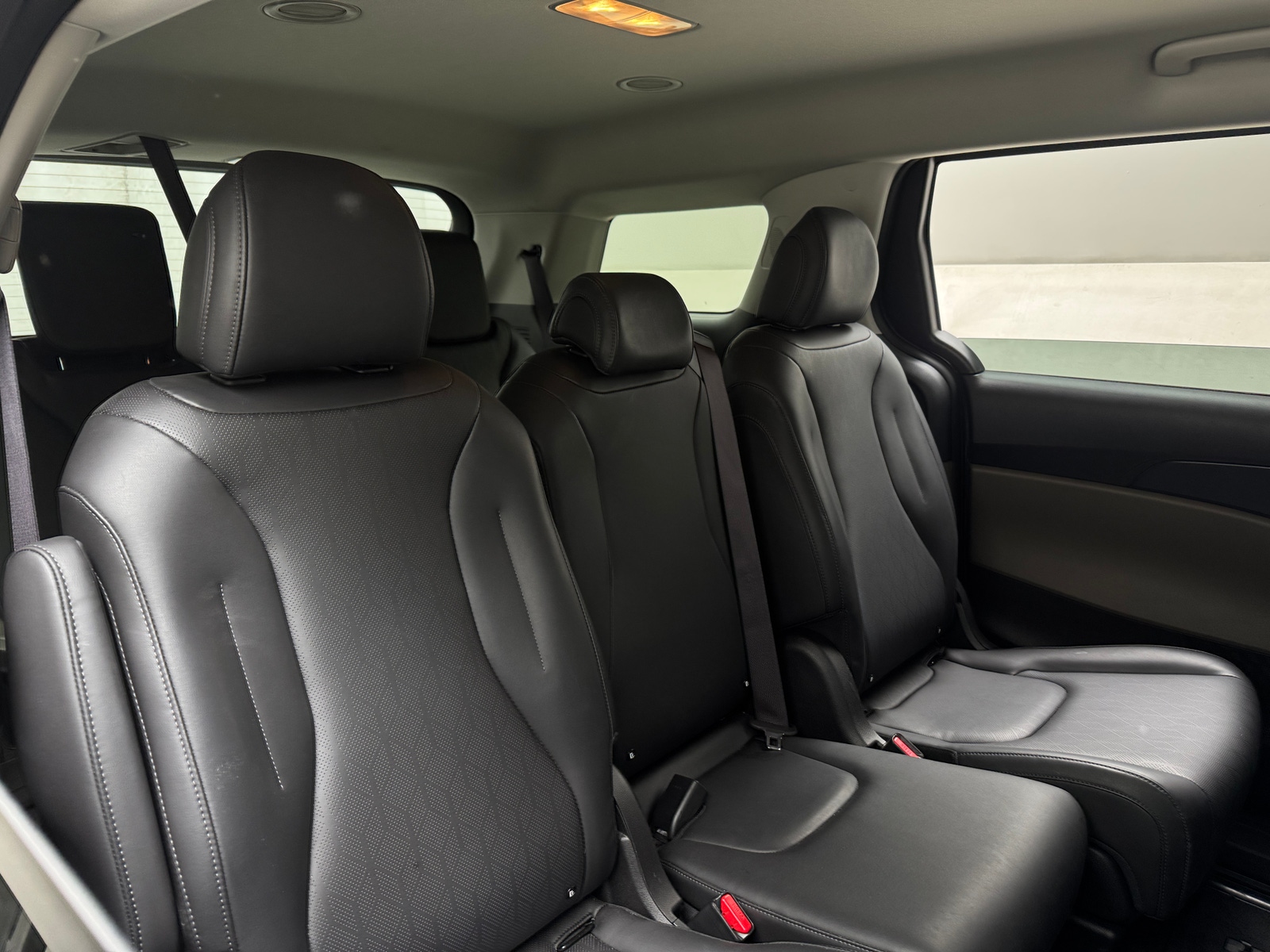 Thumbnail: 2026 Kia Carnival - 5
