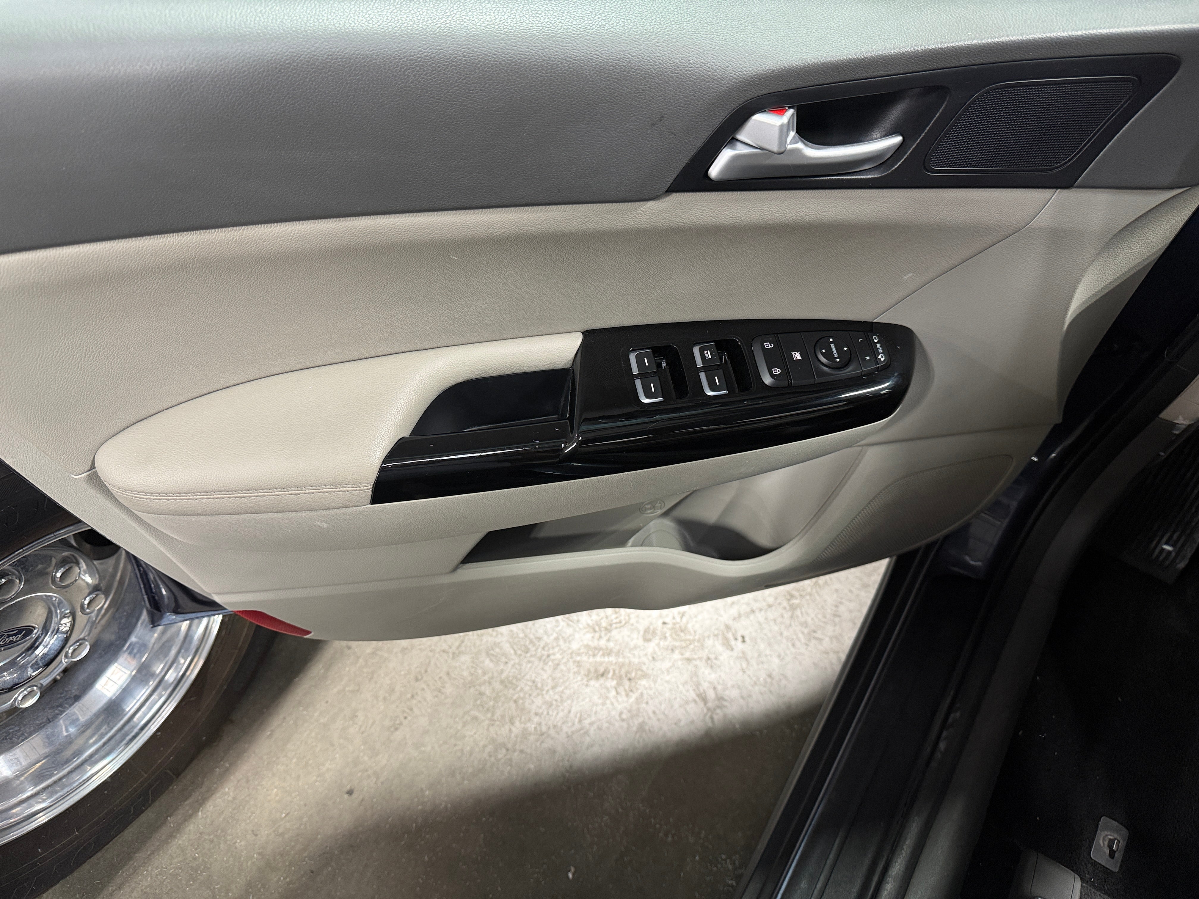 2019 Kia Sportage EX - Photo 10