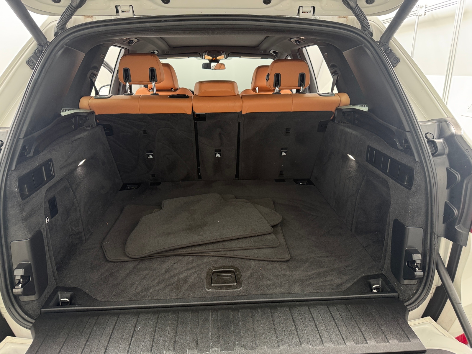 Thumbnail: 2019 BMW X5 - 6