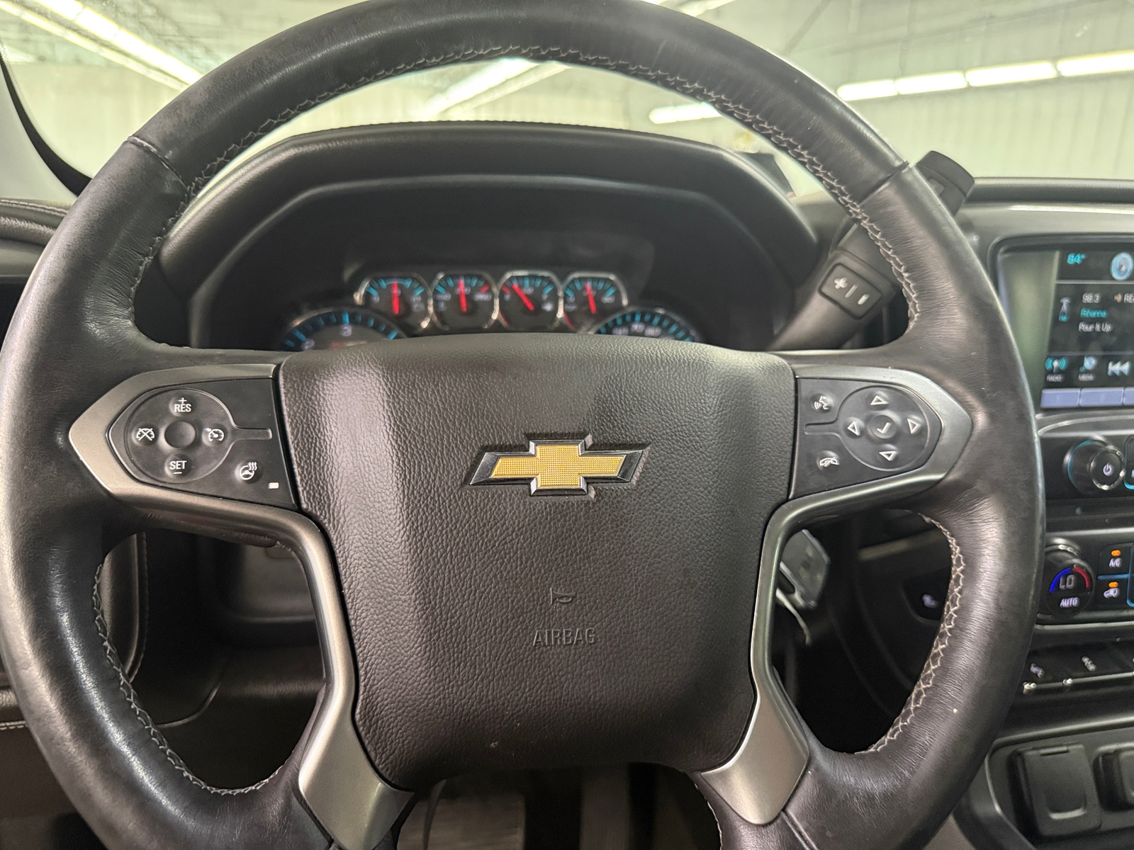 Thumbnail: 2017 Chevrolet Silverado 1500 - 4