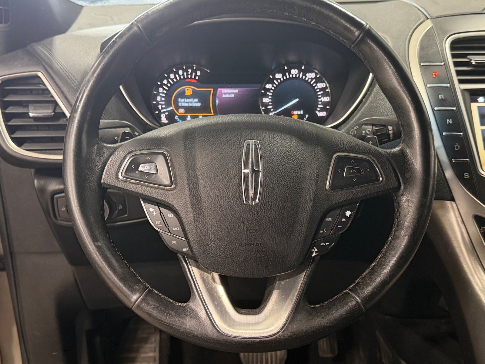 Thumbnail: 2016 Lincoln MKX - 4