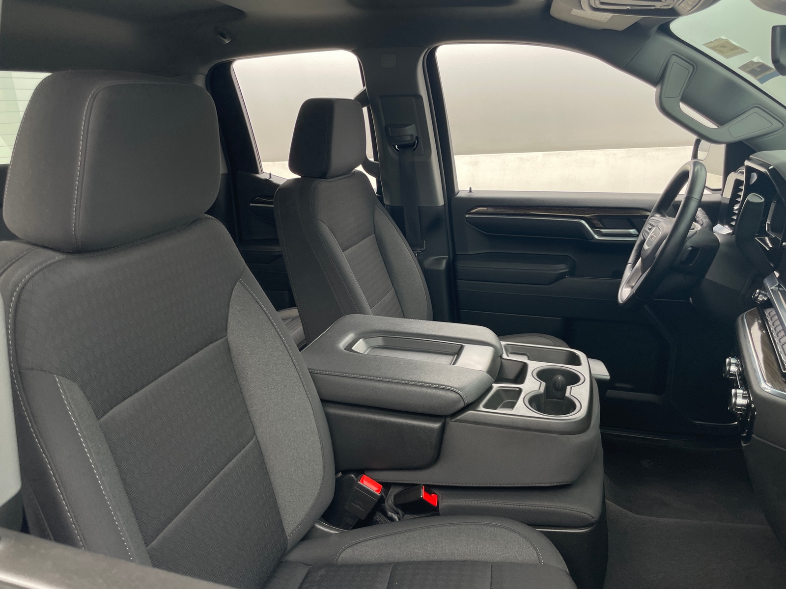 Thumbnail: 2023 GMC Sierra 1500 - 2