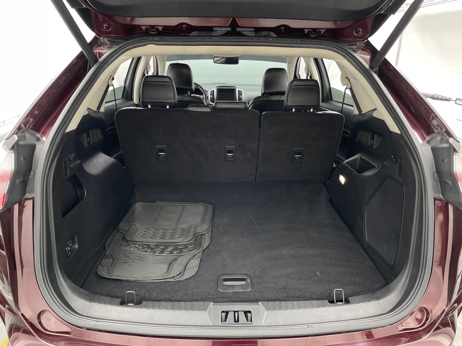 Thumbnail: 2023 Ford Edge - 6