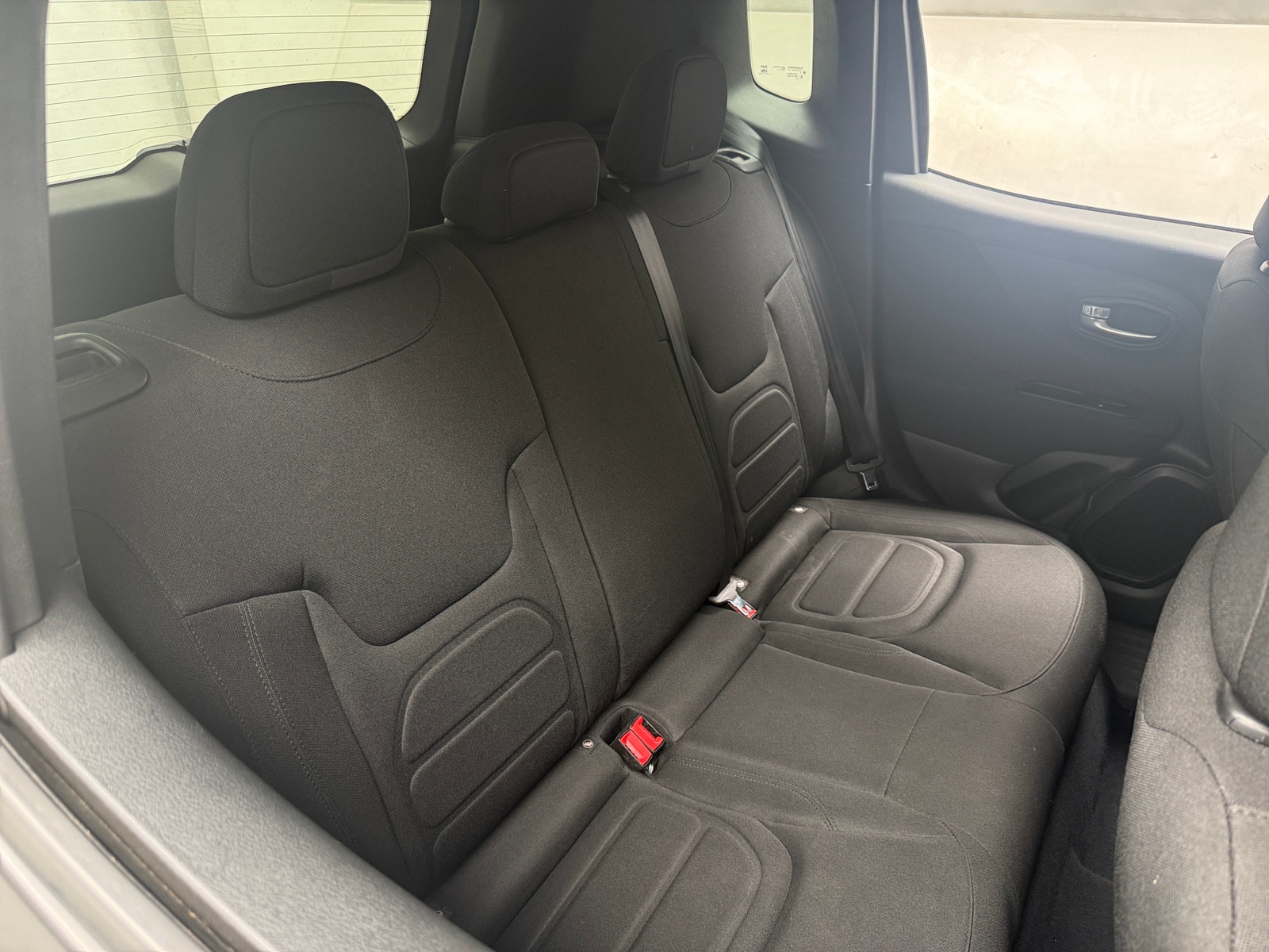 Thumbnail: 2021 Jeep Renegade - 6