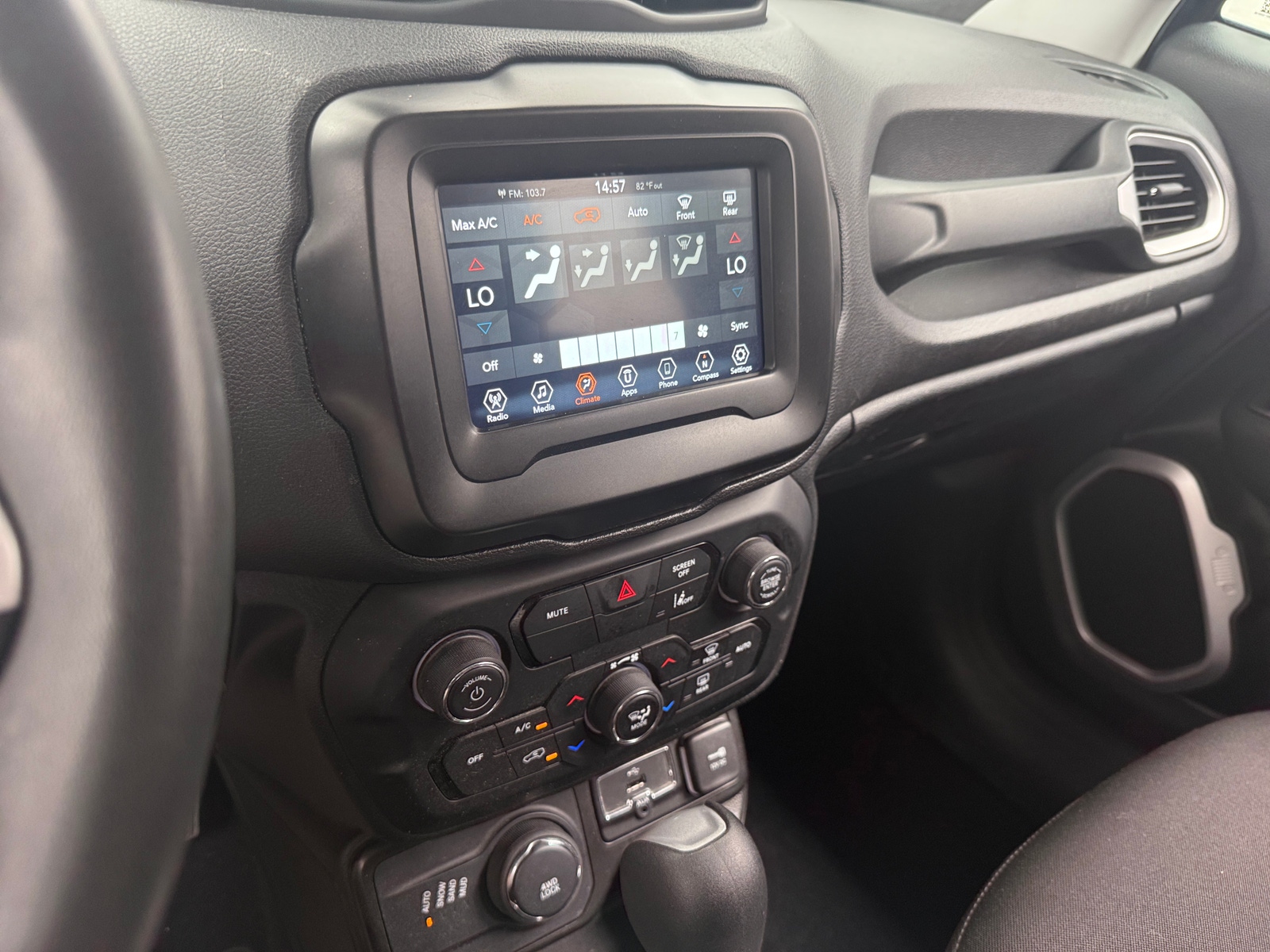 Thumbnail: 2021 Jeep Renegade - 4