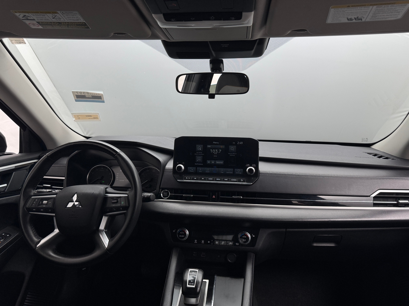 Thumbnail: 2024 Mitsubishi Outlander - 2
