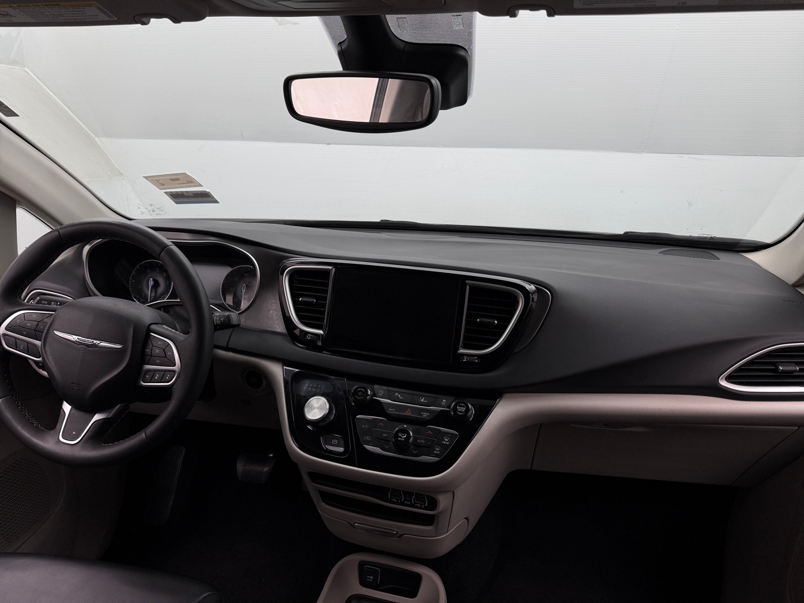 Thumbnail: 2023 Chrysler Pacifica - 2