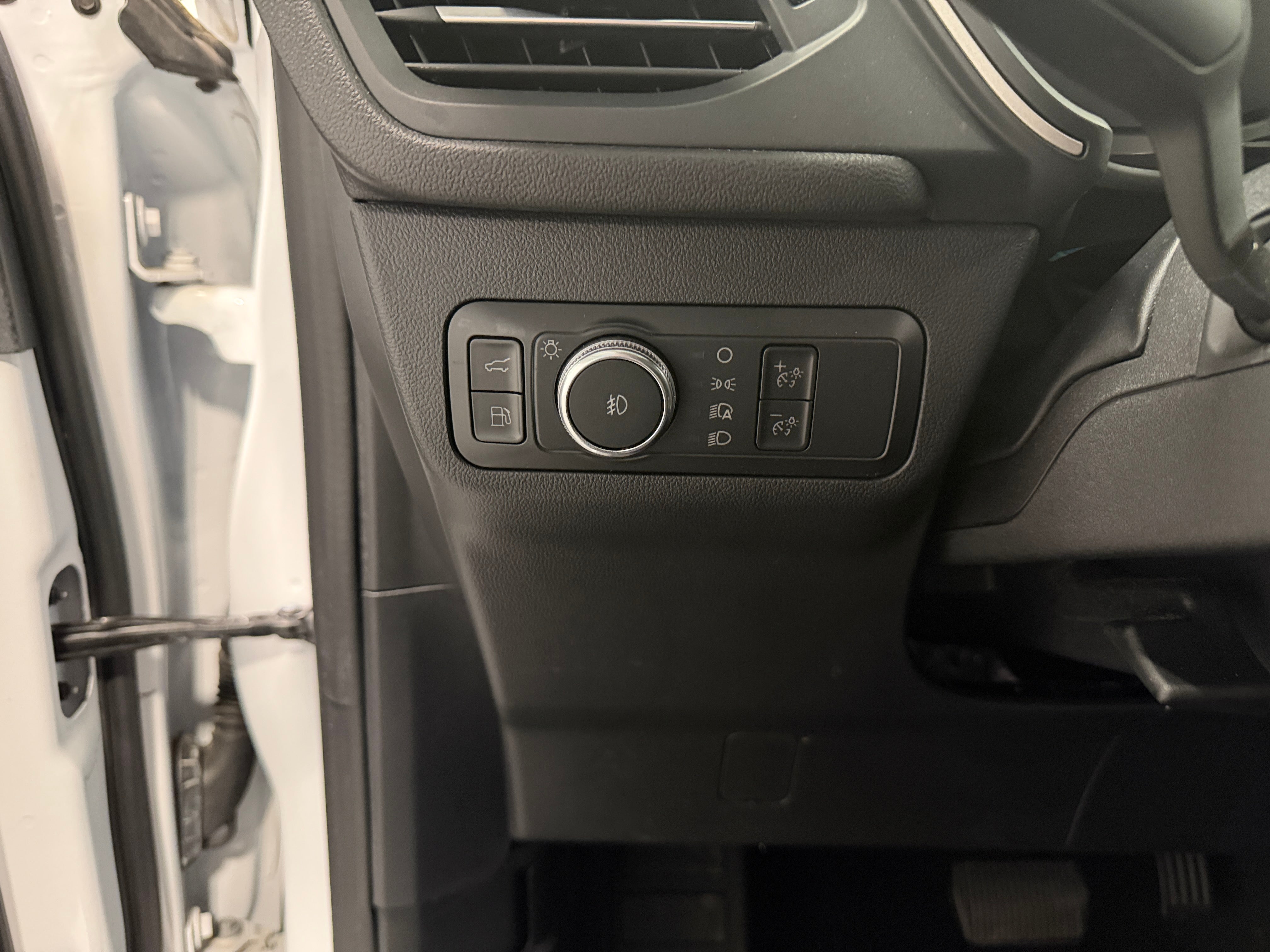 2022 Ford Escape SEL - Photo 13