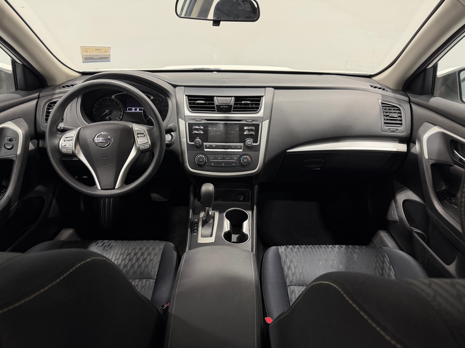 Thumbnail: 2018 Nissan Altima - 3