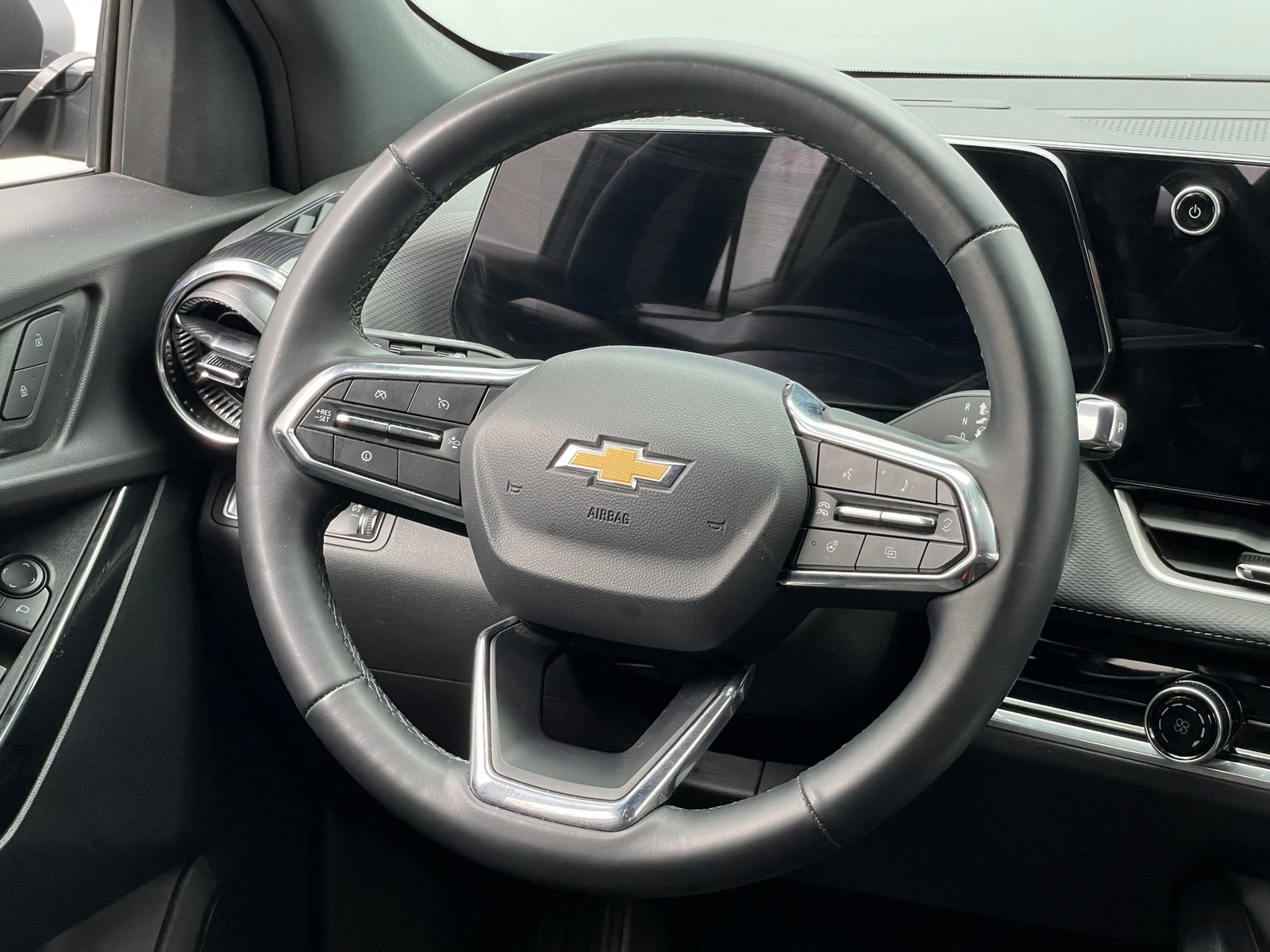 Thumbnail: 2025 Chevrolet Equinox - 5